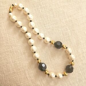 Imitation Pearl Collar Necklace